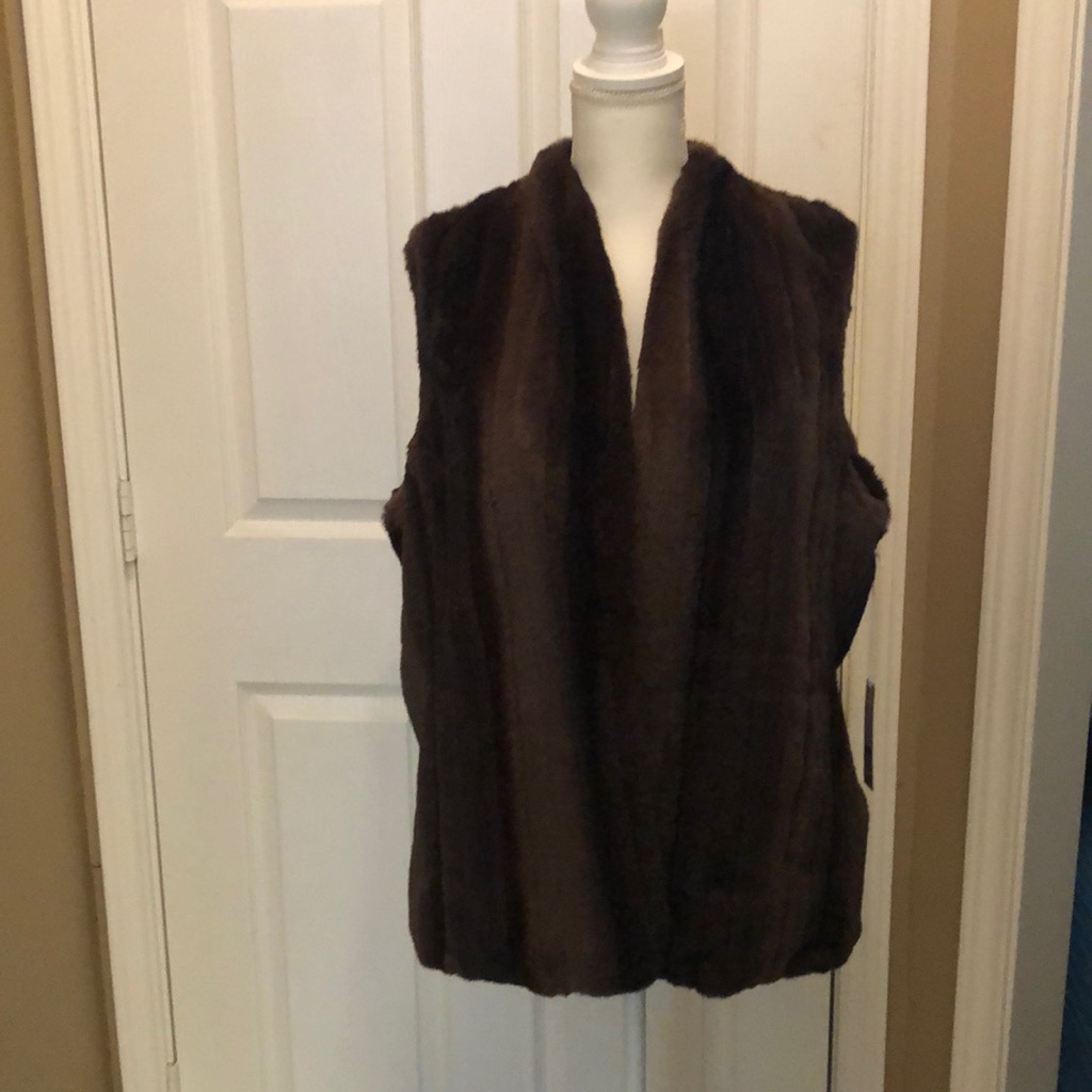 Chico's Faux Fur Brown Vest